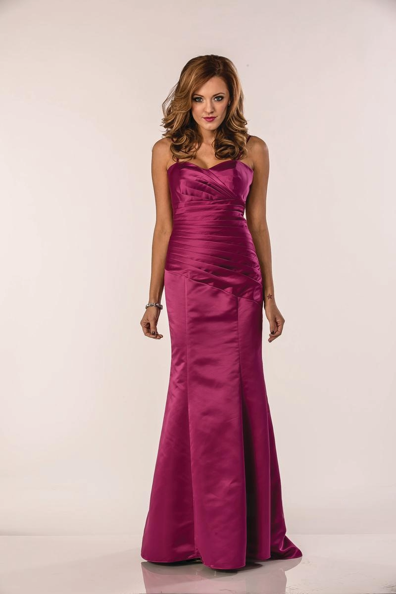 Last Dress: Satin Embrace Ruched Gown_E1013_SANGRIA_24